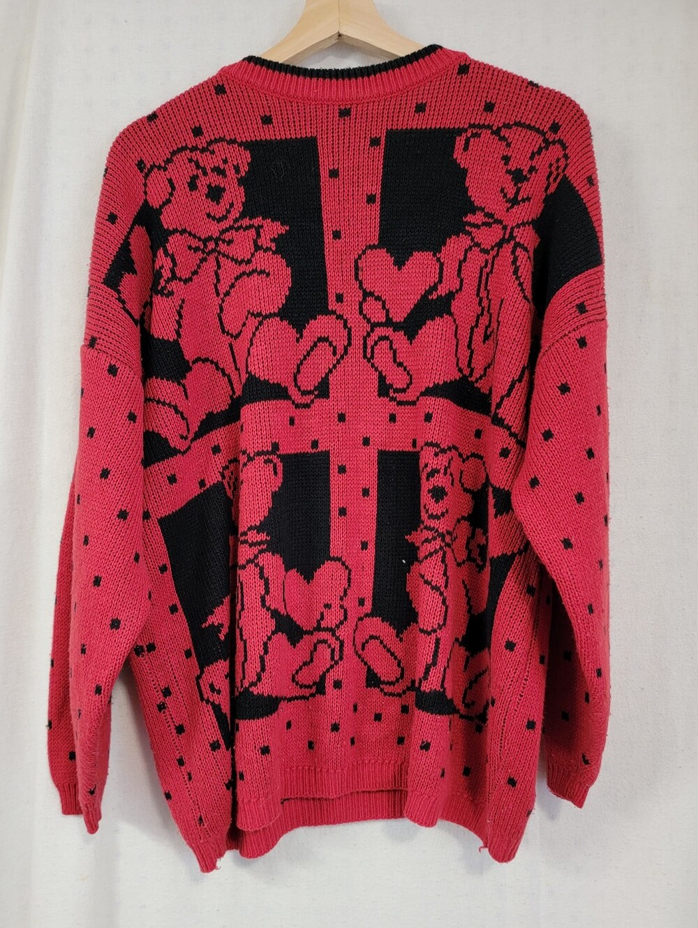 Red Teddy Bear Knit Crewneck Sweater - Women's Crew & Scoop